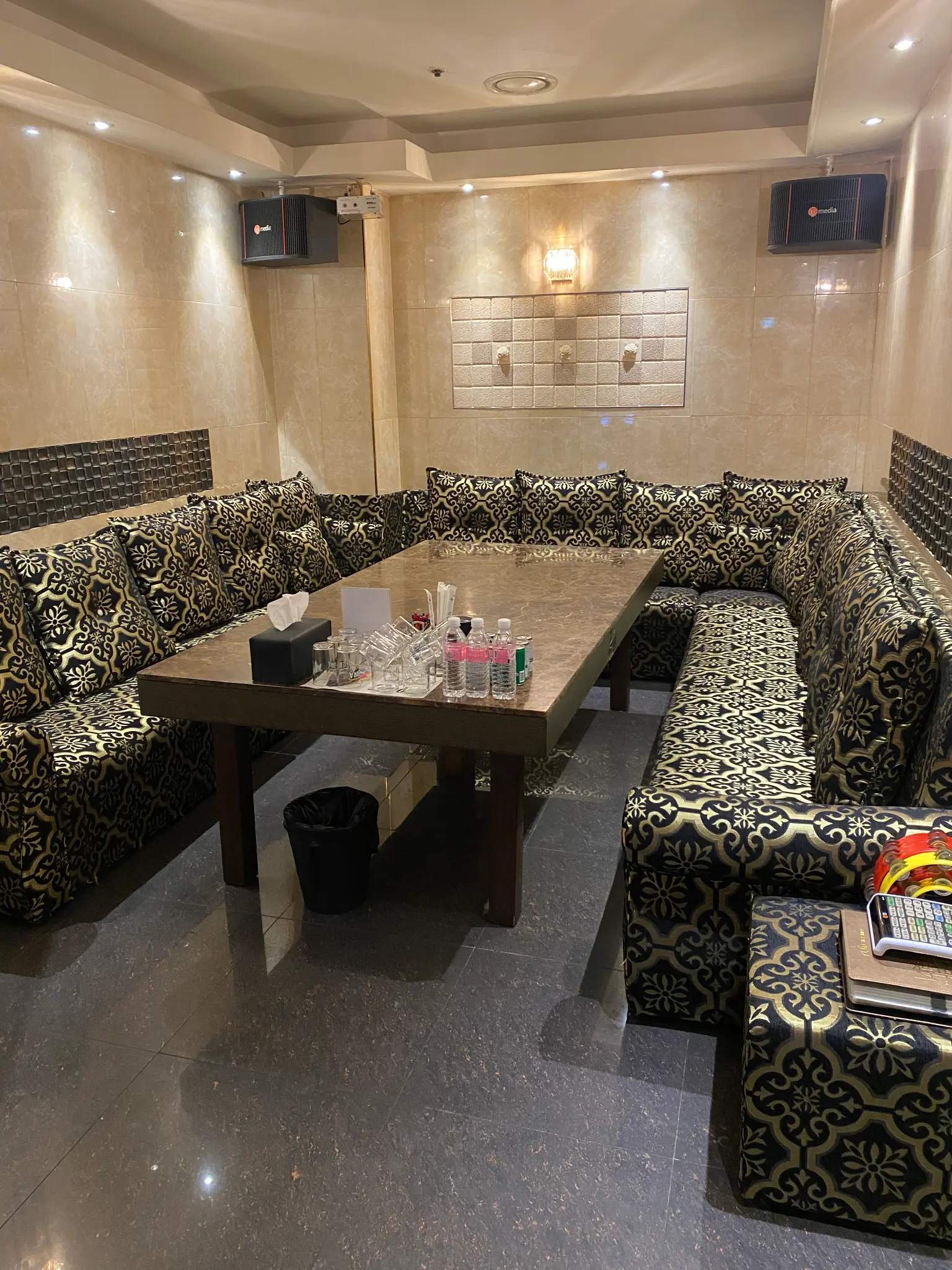 스카이 룸 내부 이미지 3